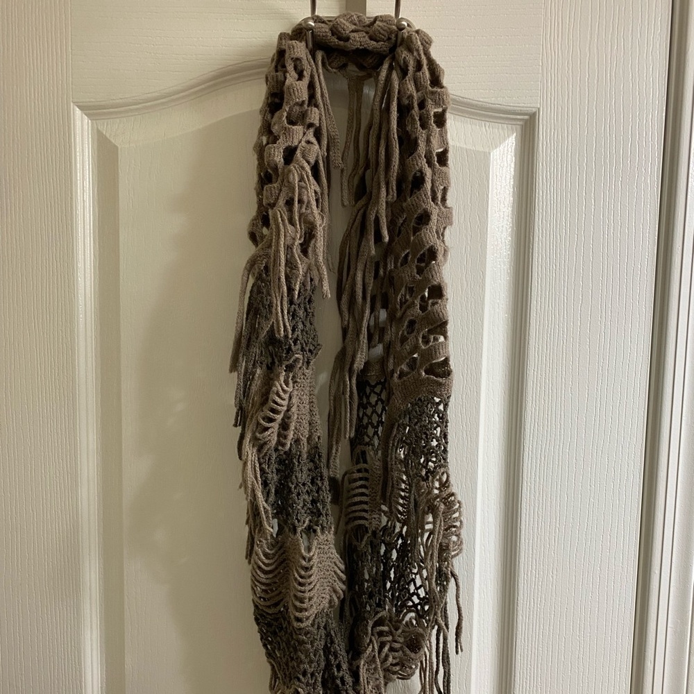 Unique crochet scarf with fringe